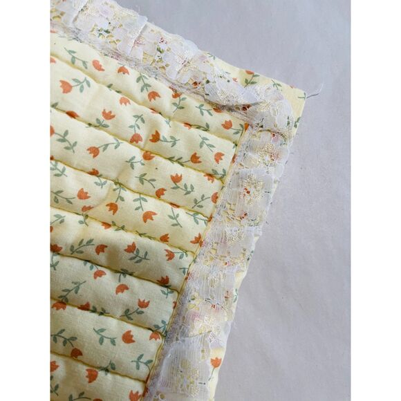 Daisy Kingdom small quilt  VTG lace trim teddy bear nursery blanket 37"/40" - Picture 2 of 6